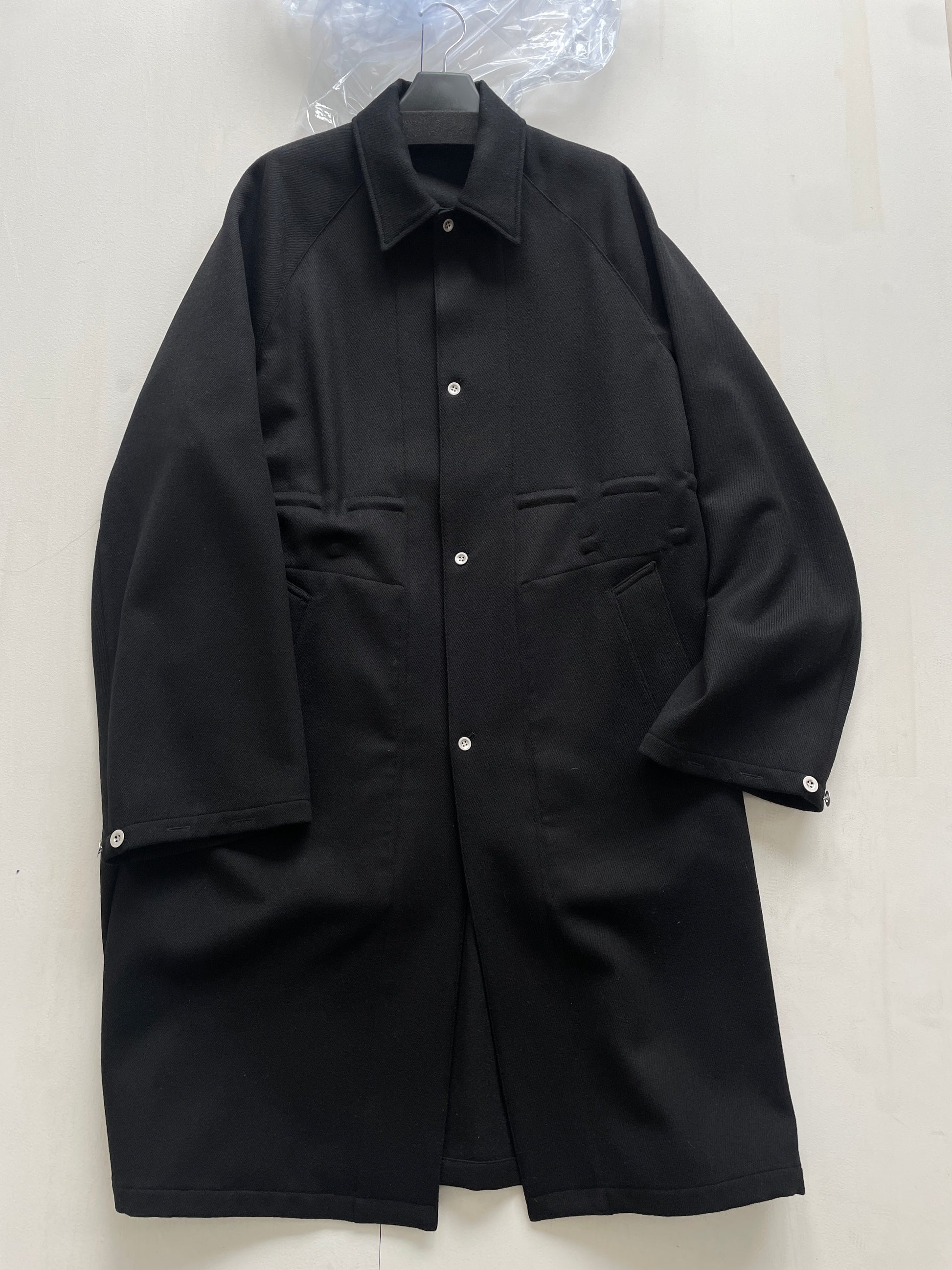 UNBOUND COAT / DIRECT EDITION